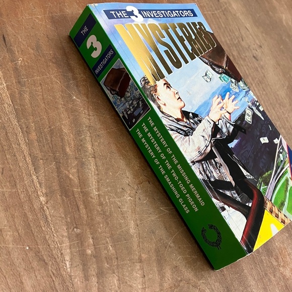 The 3 Investigators Mysteries Book - Picture 3 of 12